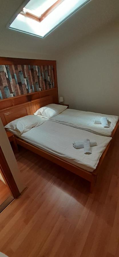 Hotel Kenguru Panzio à Hódmezővásárhely Extérieur photo