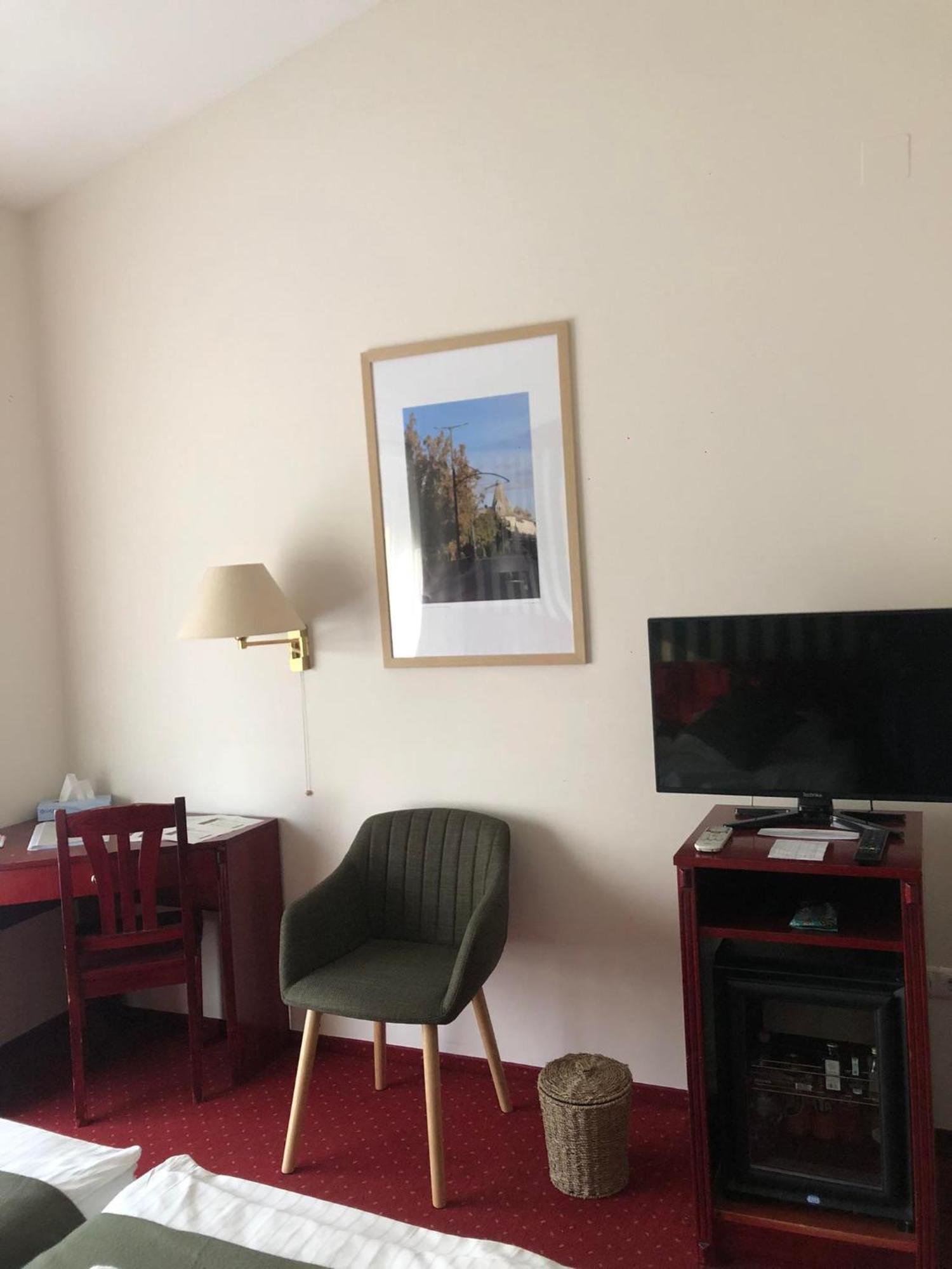 Hotel Kenguru Panzio à Hódmezővásárhely Extérieur photo