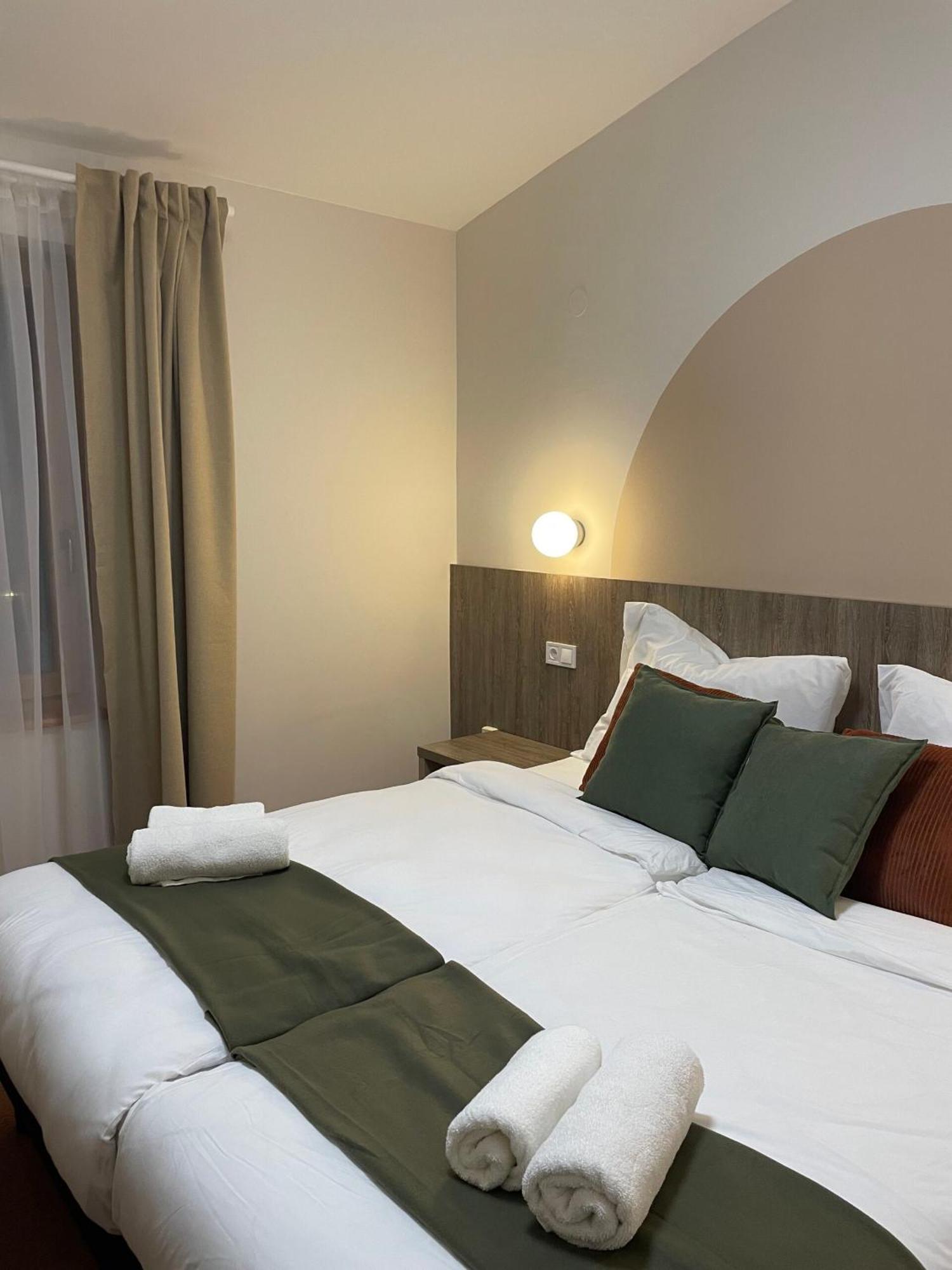 Hotel Kenguru Panzio à Hódmezővásárhely Extérieur photo