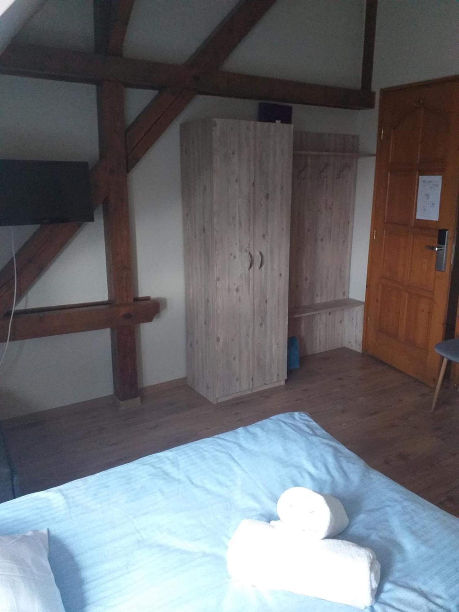Hotel Kenguru Panzio à Hódmezővásárhely Extérieur photo